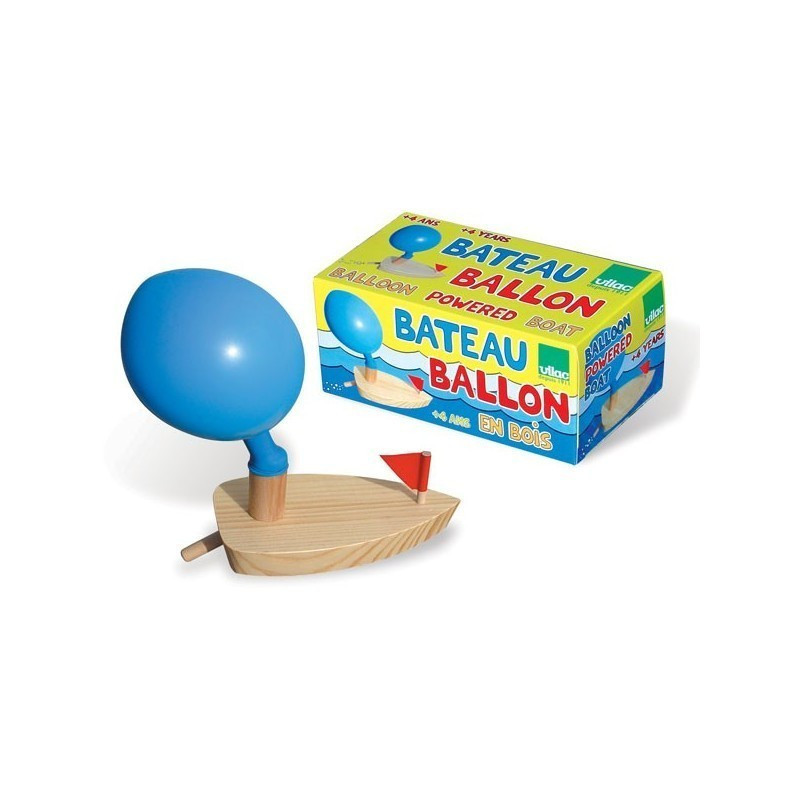 Boot aus Holz mit Luftballon